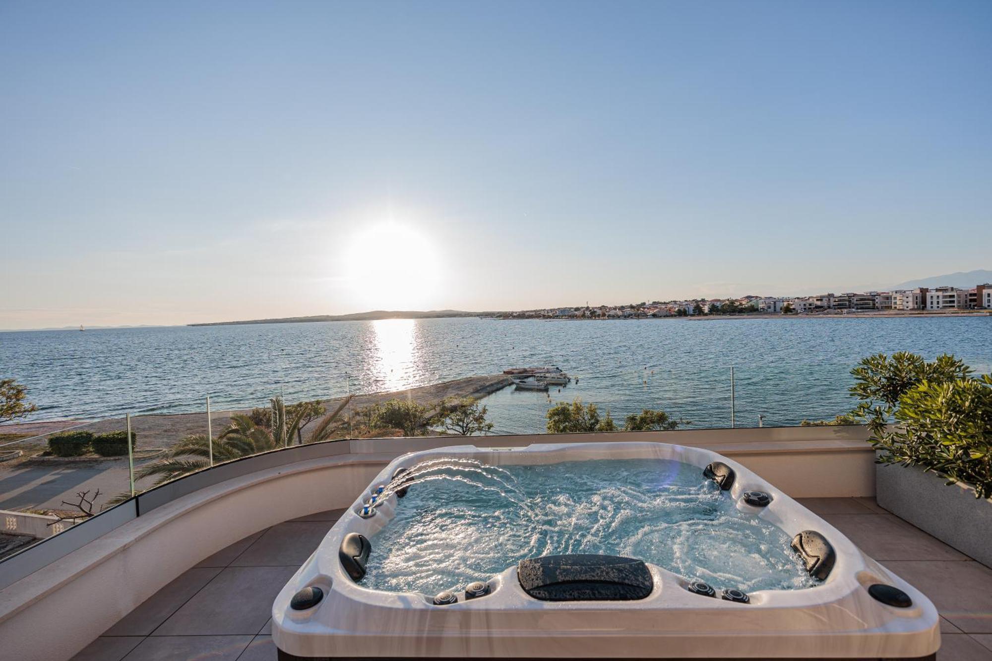 Apartment Dernaj