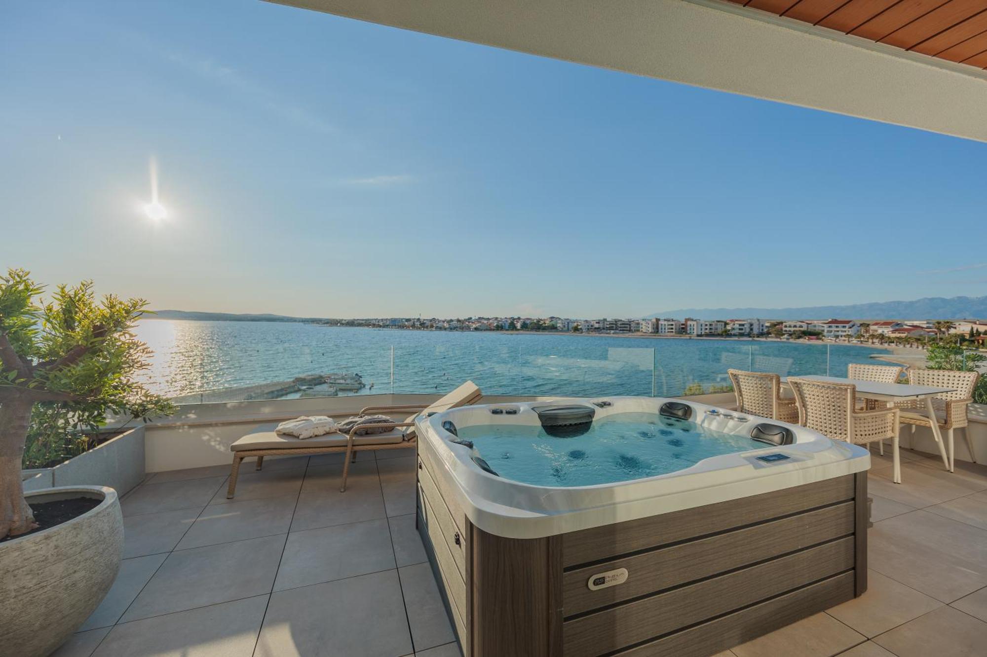 Dernaj Apartment Vir