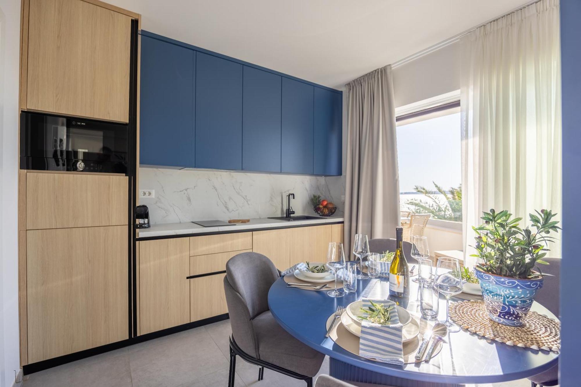 Apartment Dernaj *