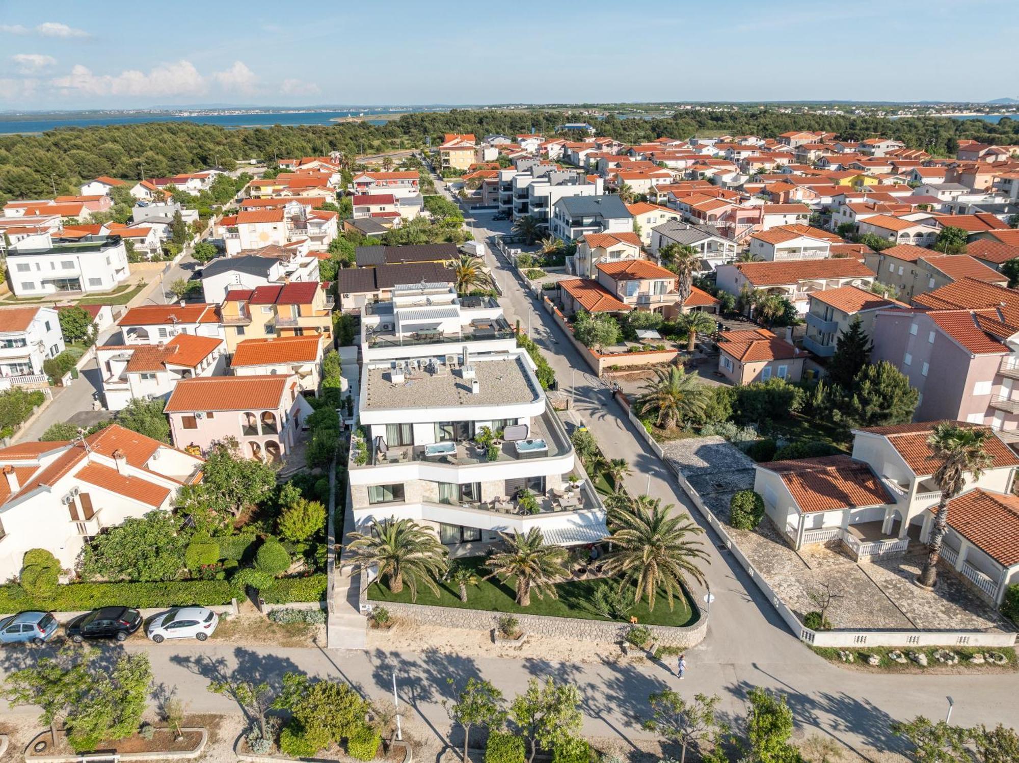 Apartment Dernaj